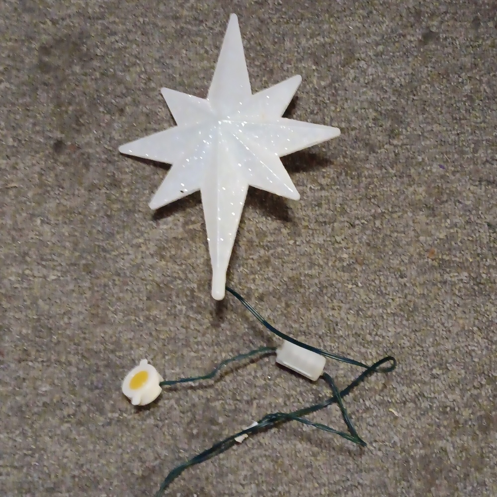 Christmas tree star